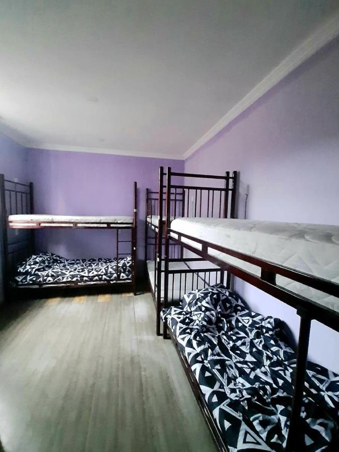 Every Day Lux Hostel Batumi Exterior photo